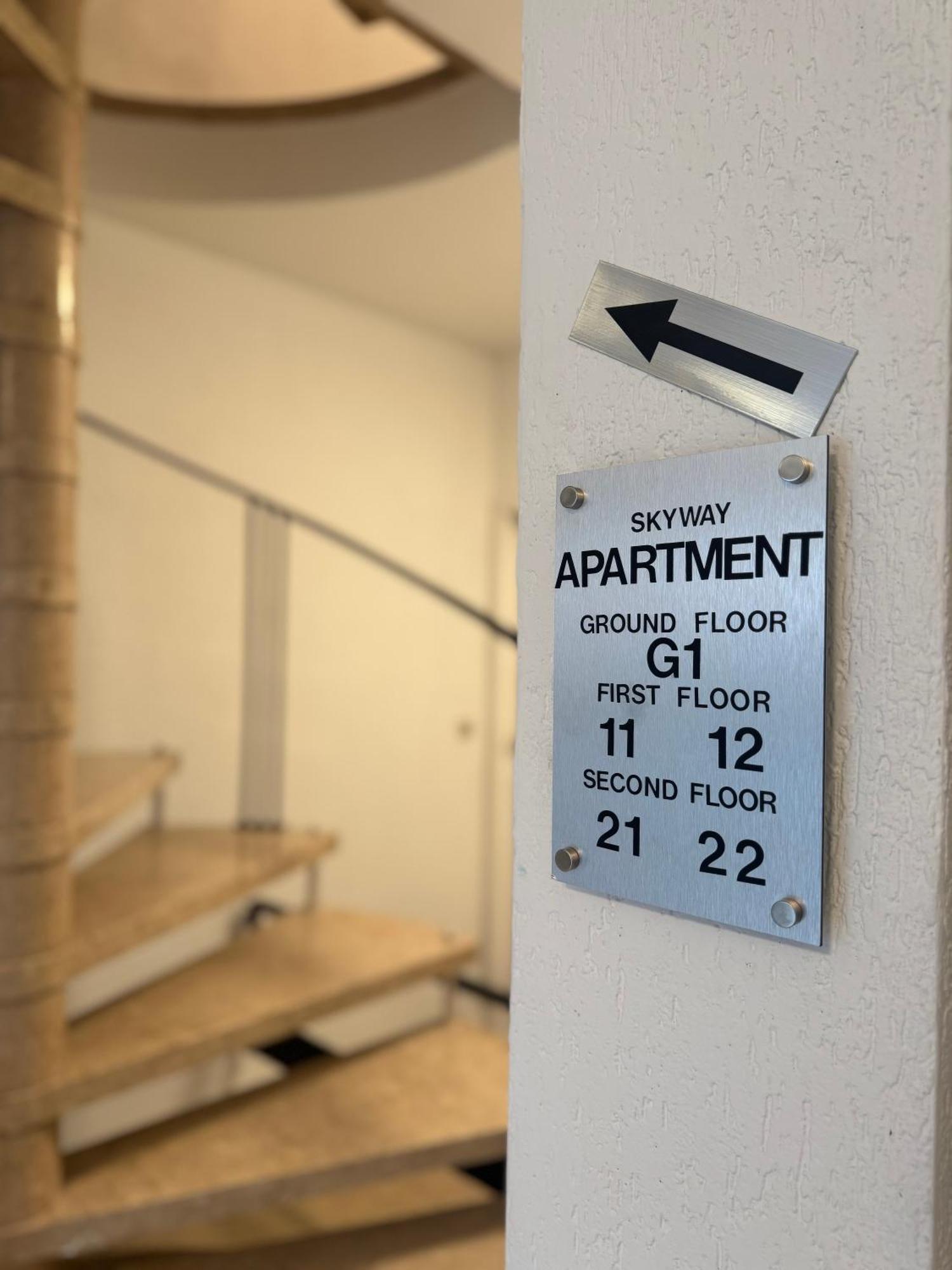 Skyway Airport Apartments Завентем Экстерьер фото